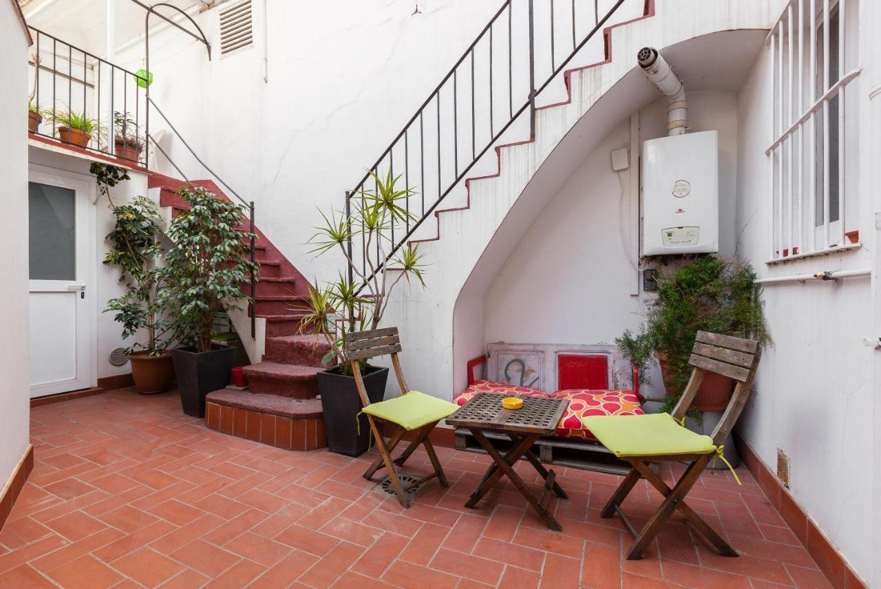 Monlau 12 Villa Barcelona Buitenkant foto