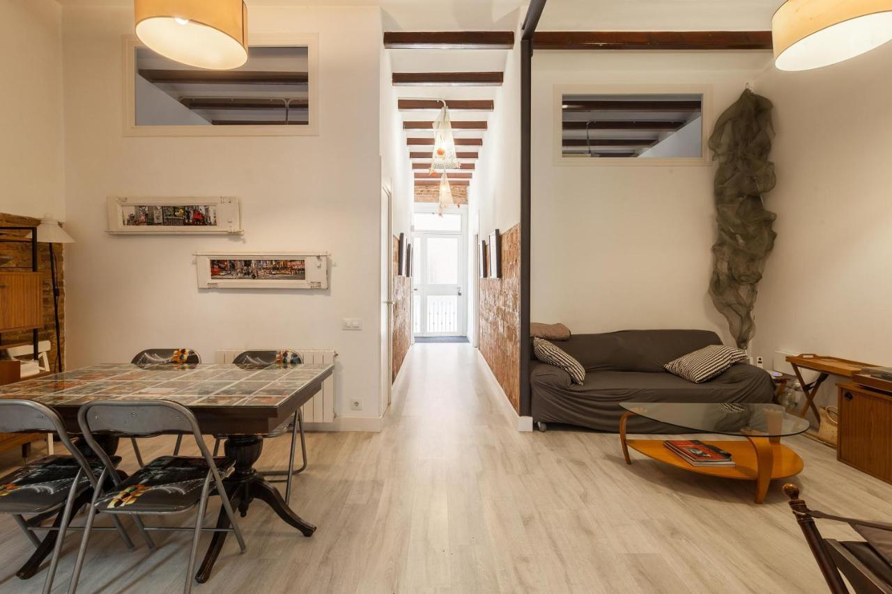 Monlau 12 Villa Barcelona Buitenkant foto