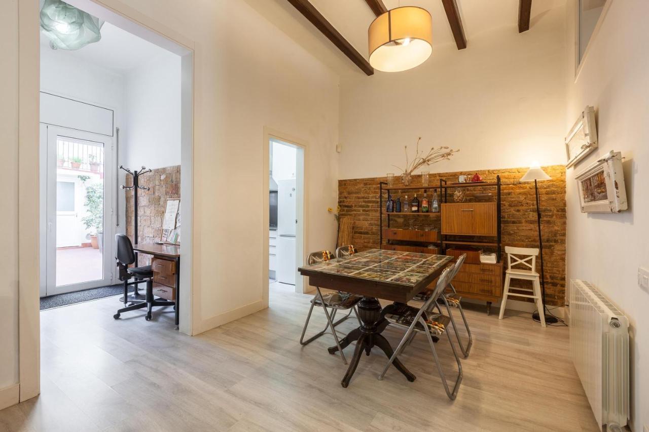 Monlau 12 Villa Barcelona Buitenkant foto